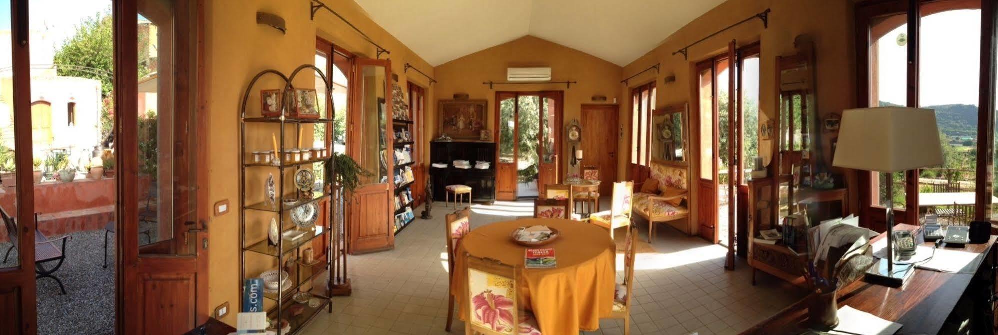Bioagriturismo Antica Sena Milici Extérieur photo